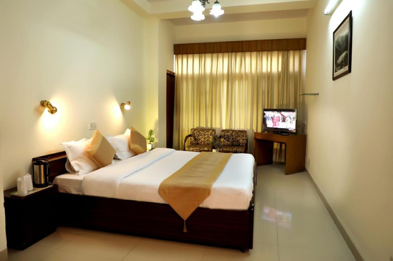 Tara Home Shimla Near Mall Road Zewnętrze zdjęcie